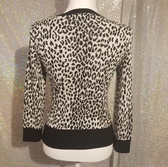 Express Black and White Leopard Print Crystal Button Cardigan sz M - Picture 3 of 4
